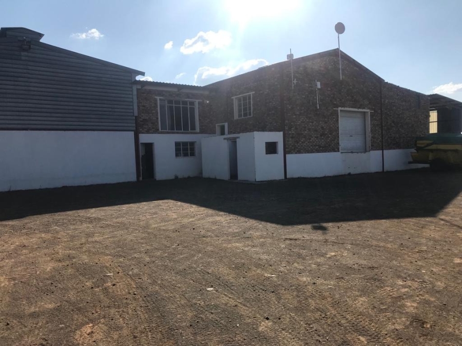 13 Bedroom Property for Sale in Soutpan Free State